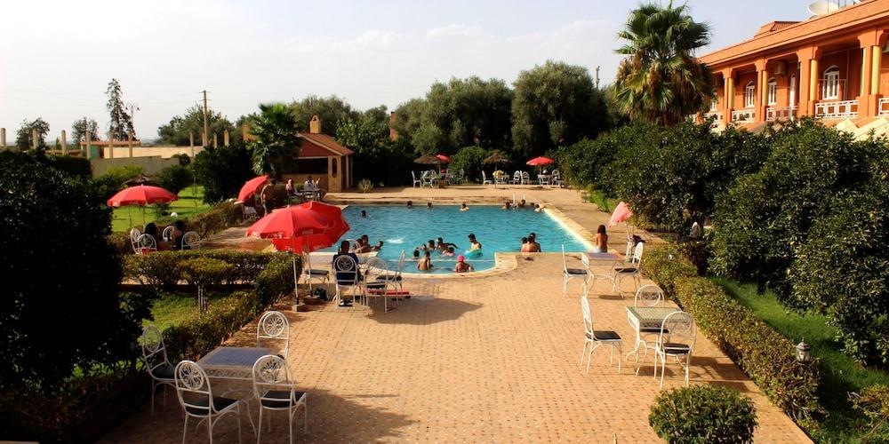 Hotel Al Bassatine ベニ・メラル エクステリア 写真